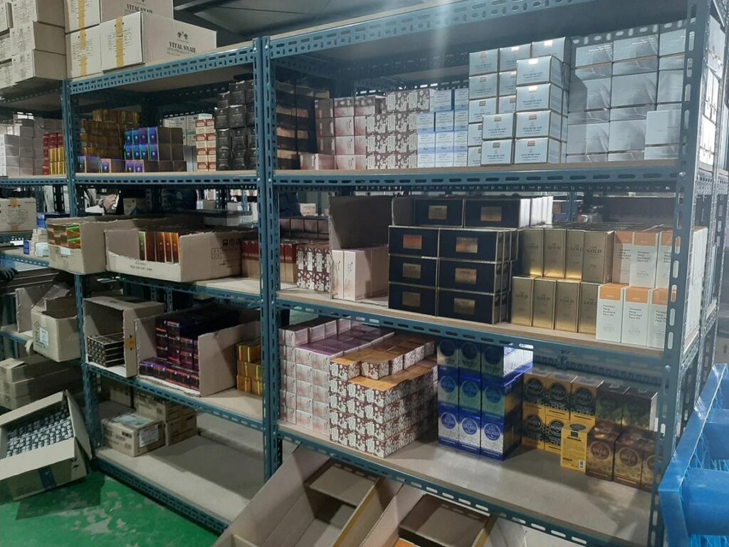 Smart Storage Solutions for Modern Businesses: Enhancing Efficiency, Safety, and Growth